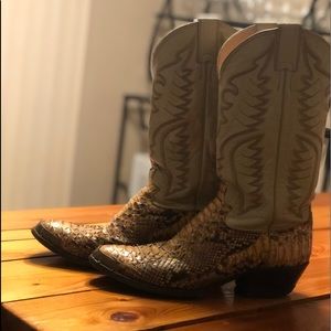 Vintage real snake skin cowboy boots